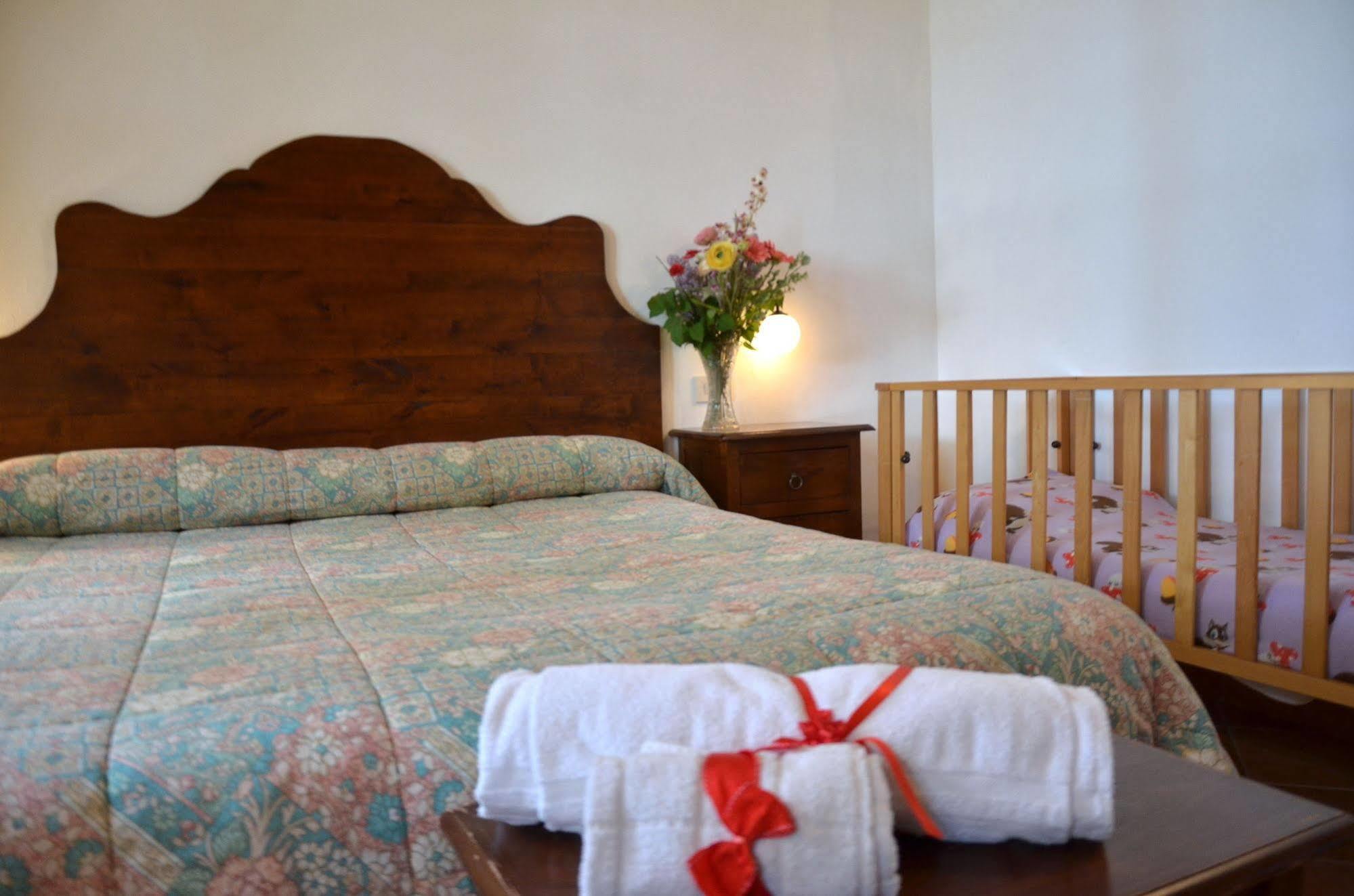 Agriturismo Il Casalone Montepulciano Stazione Εξωτερικό φωτογραφία